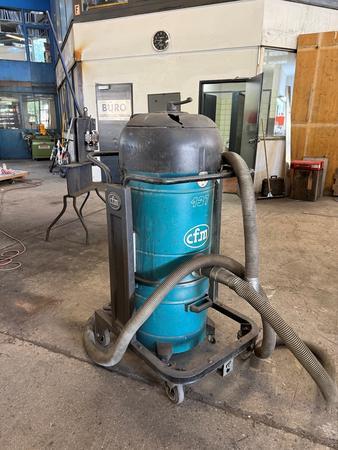 CFM Industriesauger Typ 137/60 – 3 kW – Industriestaubsauger CFM Industriesauger Typ 137/60 – 3 kW – Industriestaubsauger