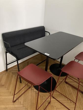 Stehtisch 130 x 70 x 96 cm inkl. Sitzbank 130 x 60 cm Stoffbezug schwarz Stehtisch 130 x 70 x 96 cm inkl. Sitzbank 130 x 60 cm Stoffbezug schwarz