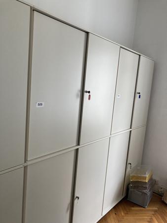 2 Stk. Bene Aktenschrank-Kombination Ober-,Unterteil ca.120x115 cm 2 Stk. Bene Aktenschrank-Kombination Ober-,Unterteil ca.120x115 cm