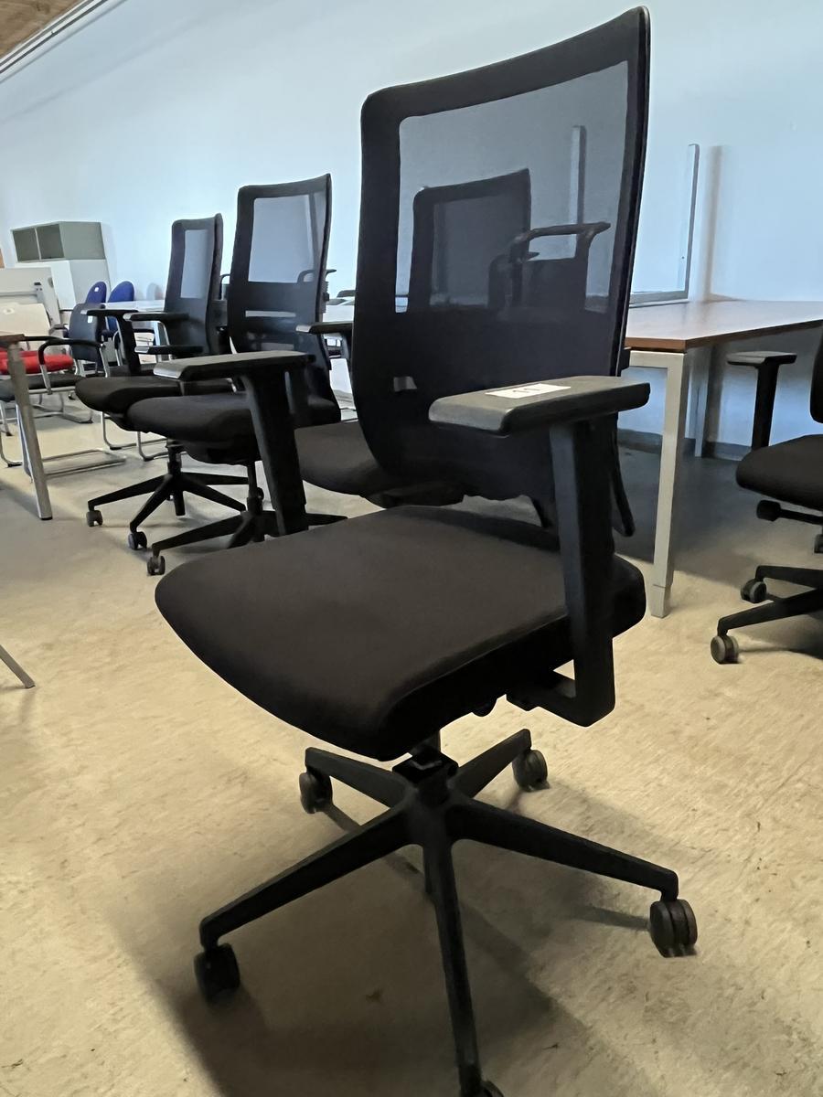 B&uuml;rodrehstuhl Viasit Toleo NPR - Ergonmischer B&uuml;rodrehstuhl schwarz?d=2026-08-24 18:29:57
