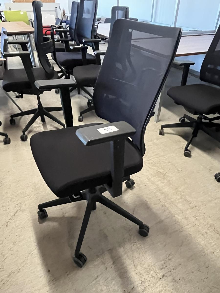B&uuml;rodrehstuhl Viasit Toleo NPR - Ergonmischer B&uuml;rodrehstuhl schwarz?d=2026-08-24 18:30:19