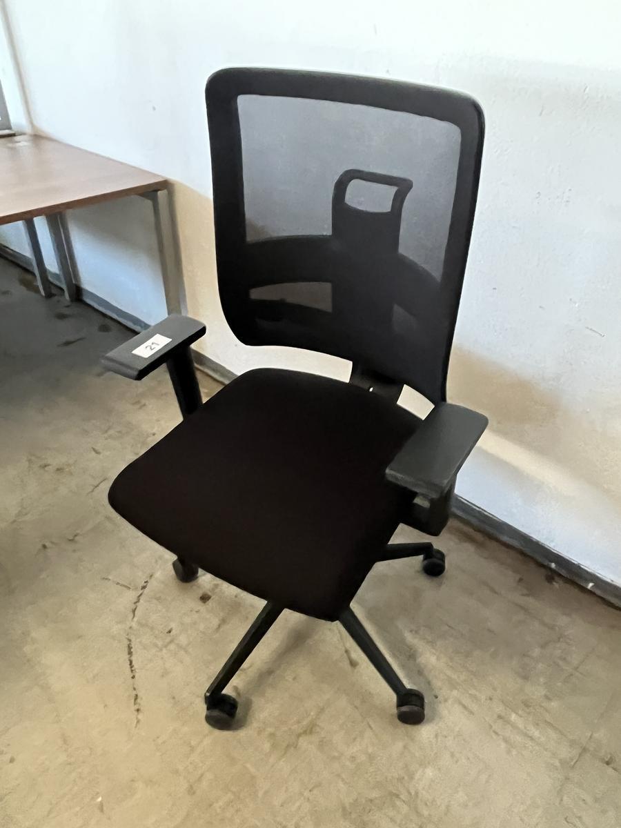 B&uuml;rodrehstuhl Viasit Toleo NPR - Ergonmischer B&uuml;rodrehstuhl schwarz?d=2026-08-24 18:29:20