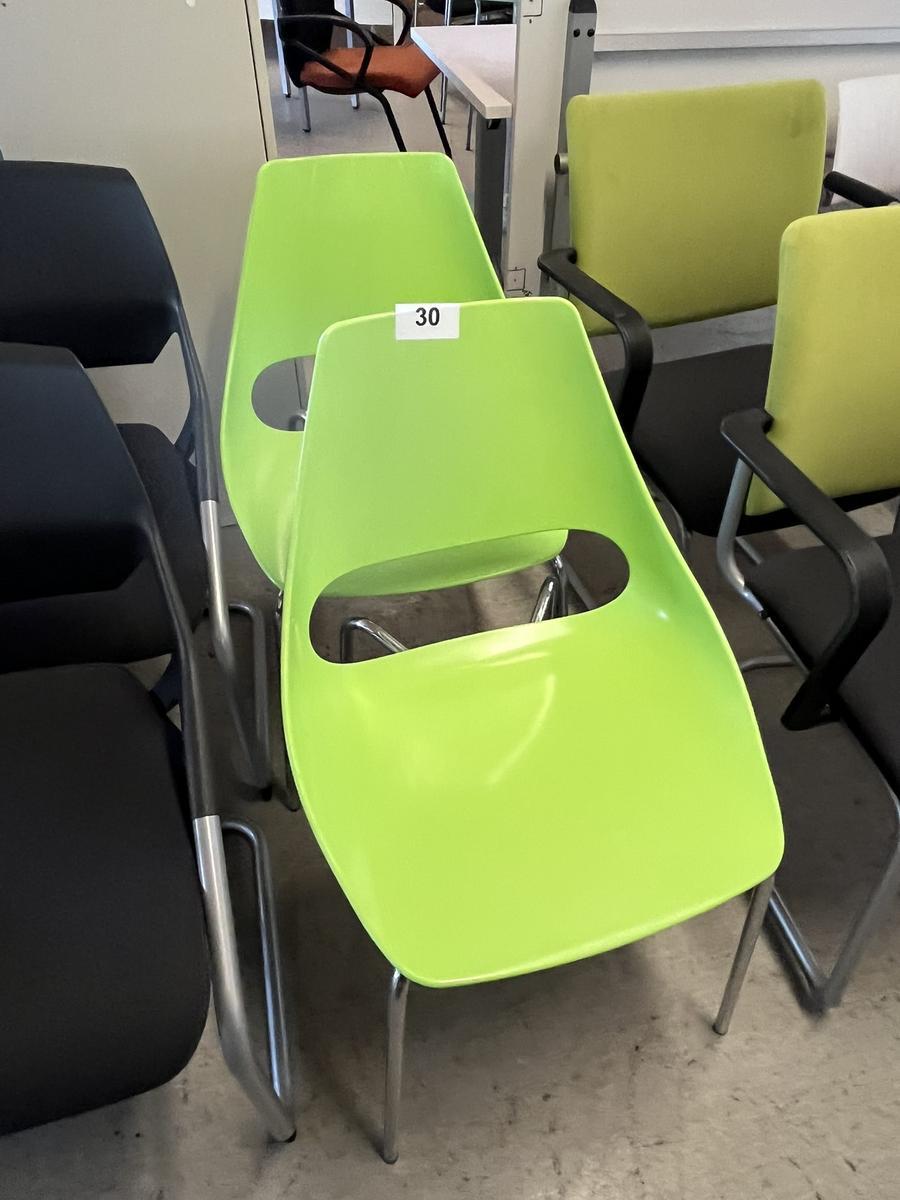 2 Stk. Kunststoff Besucherst&uuml;hle?d=2026-08-24 18:29:29