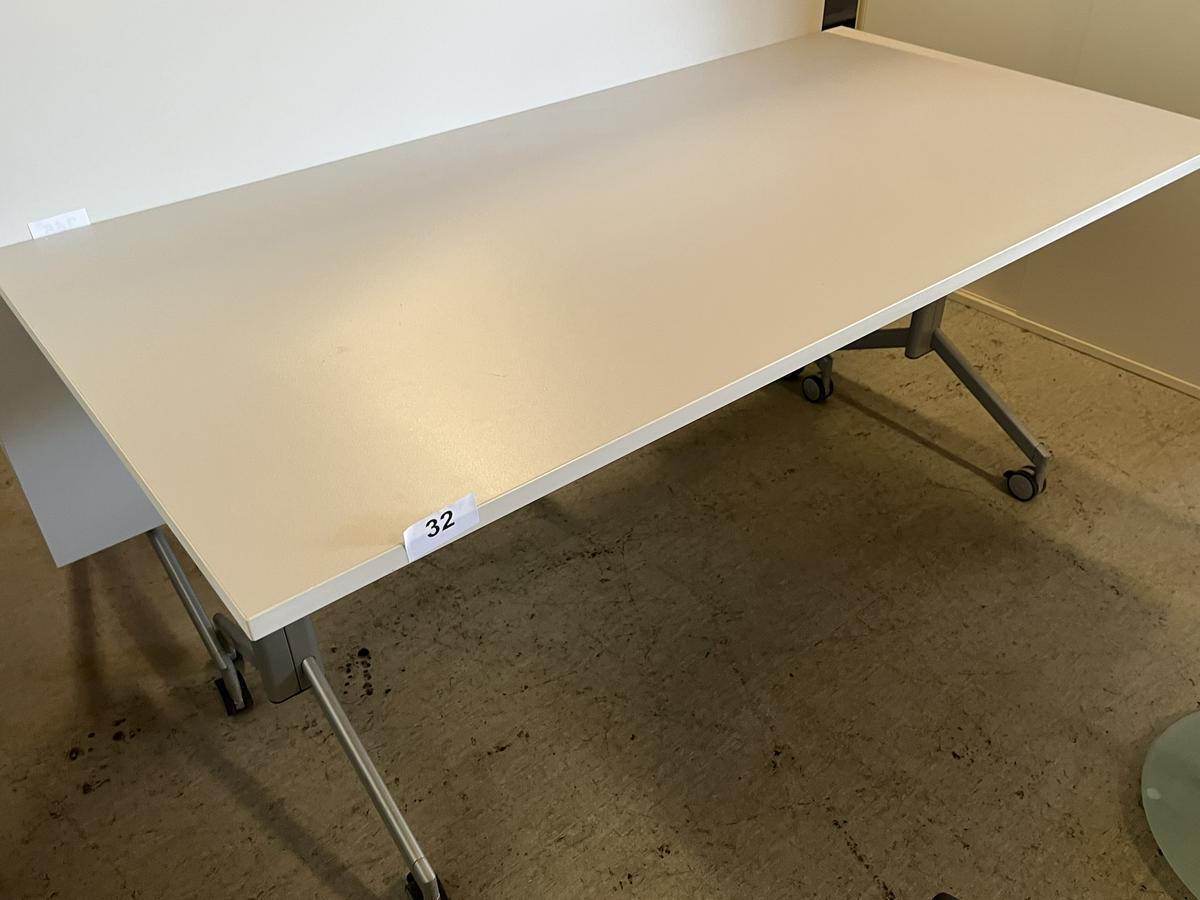 Neud&ouml;rfler Schulungs-Seminartisch klappbar 160 x 80 cm?d=2026-08-24 18:29:28