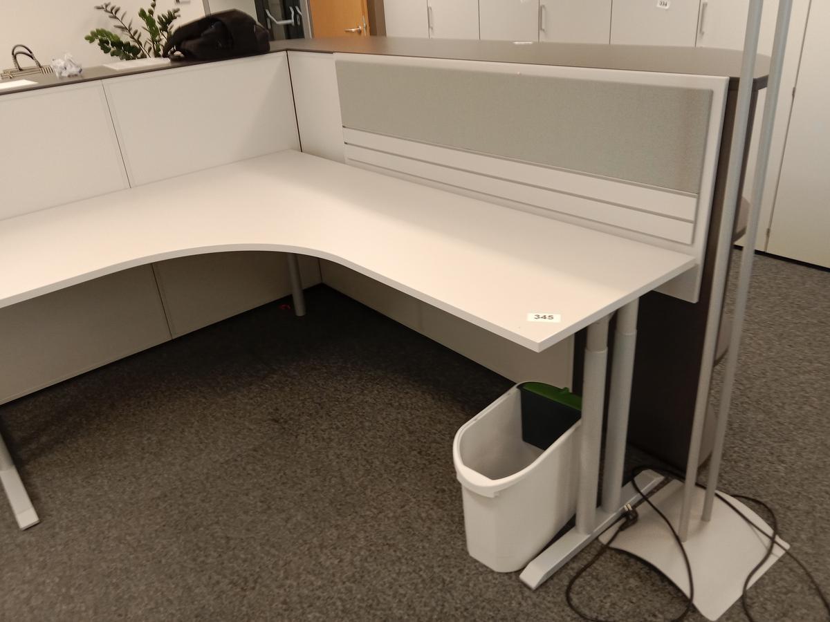 Schreibtisch L-f&ouml;rmig ca. 200 + 160 x 60 cm?d=2026-08-26 22:20:30