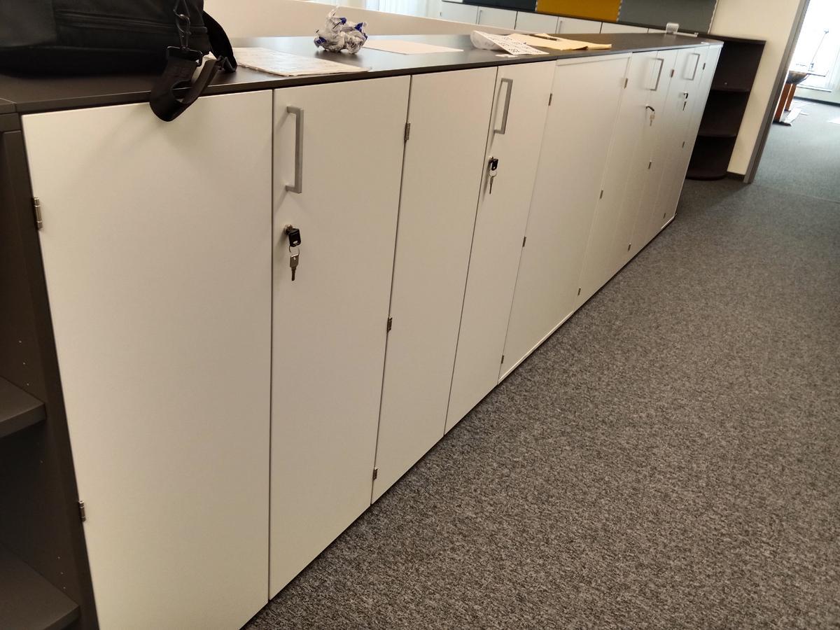 2teilige Aktenschrank-Kombination ca. 160 x 45 x 115 cm?d=2026-08-26 22:20:16