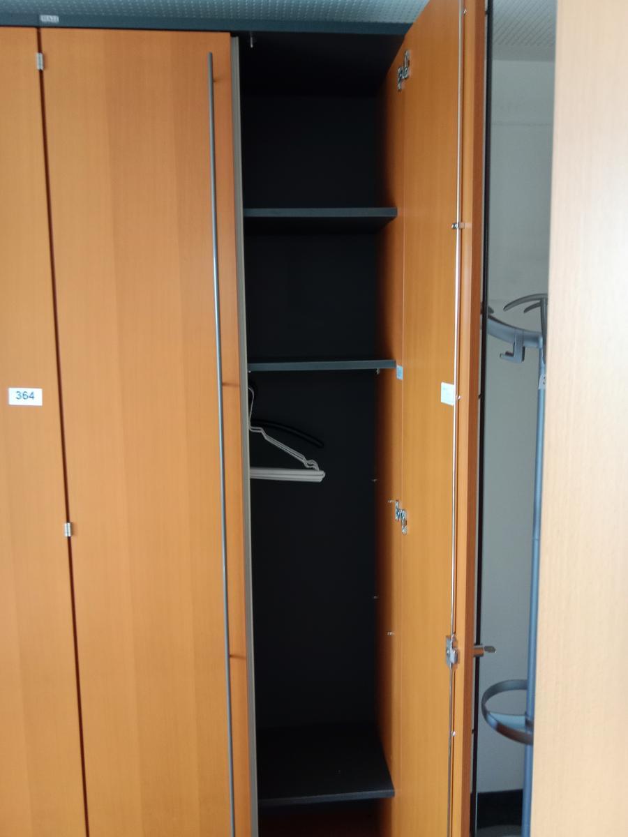HALI Aktenschrank ca. 80 x 40 x 225 cm?d=2026-08-26 22:20:49