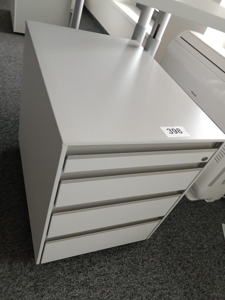 Rollcontainer?d=2026-08-26 22:21:23