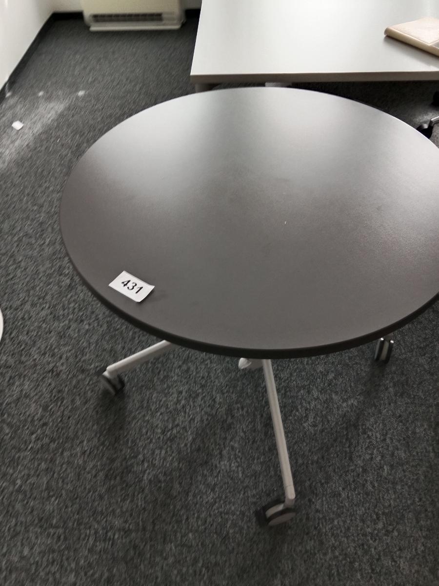 Telefontisch, DM 80 cm?d=2026-08-26 22:21:04