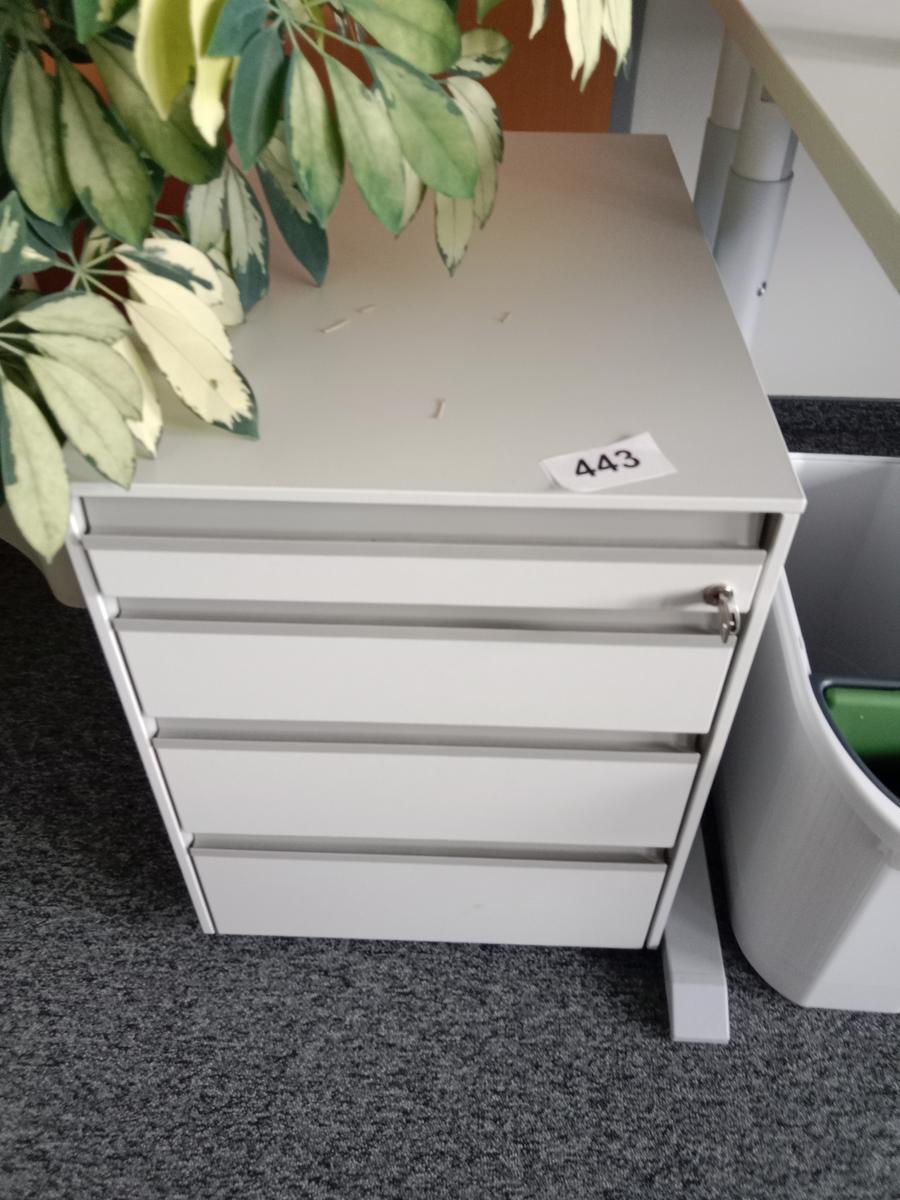 Rollcontainer?d=2026-08-26 22:20:46