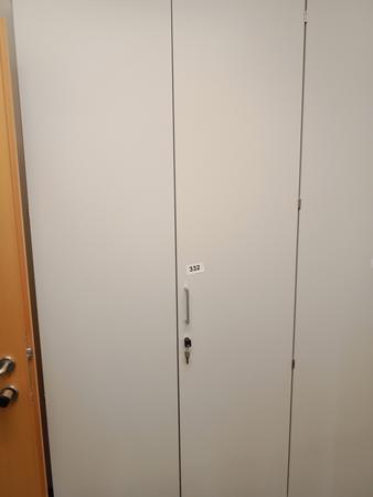 Aktenschrank 6 Ordnerhöhen, ca. 100 x 47 x 226 cm Aktenschrank 6 Ordnerhöhen, ca. 100 x 47 x 226 cm