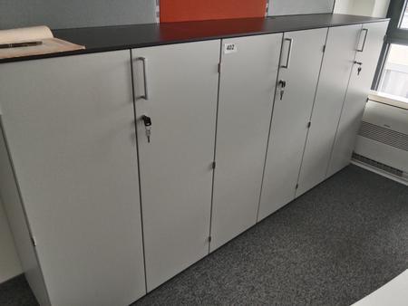Aktenschrank-Kombination 3teilig, ca. 240 x 46 x 115 cm Aktenschrank-Kombination 3teilig, ca. 240 x 46 x 115 cm