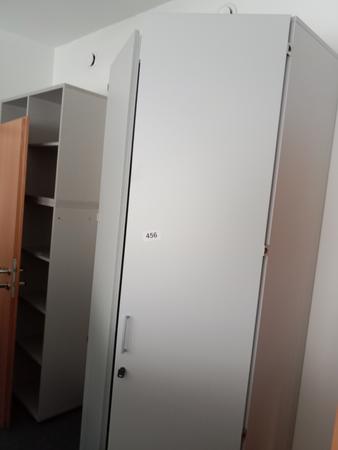 Aktenschrank 6 Ordnerhöhen, ca. 100 x 47 x 226 cm Aktenschrank 6 Ordnerhöhen, ca. 100 x 47 x 226 cm