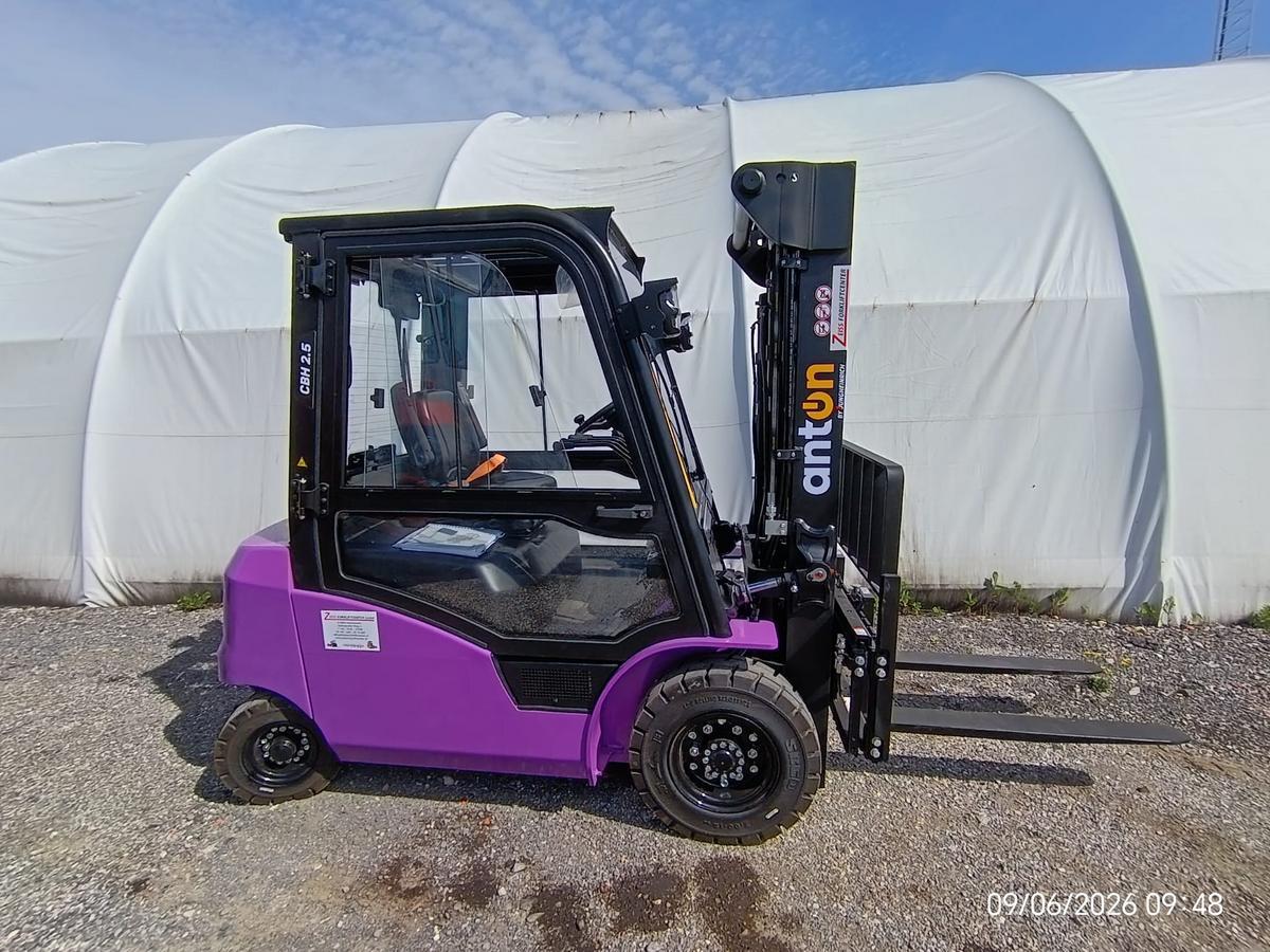 Jungheinrich AntOn CBH 2.5 V3 DZ 4800 | 2026 | Ser.Nr. 2341700475 | Bstd. 3?d=2026-09-04 06:10:36