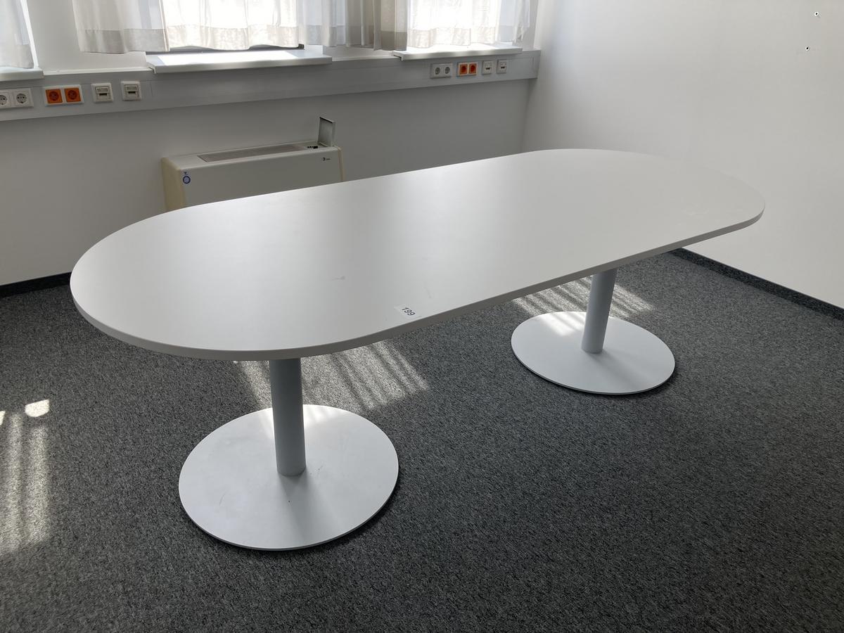Besprechungstisch ca. 240 x 100 cm?d=2026-09-01 15:38:36