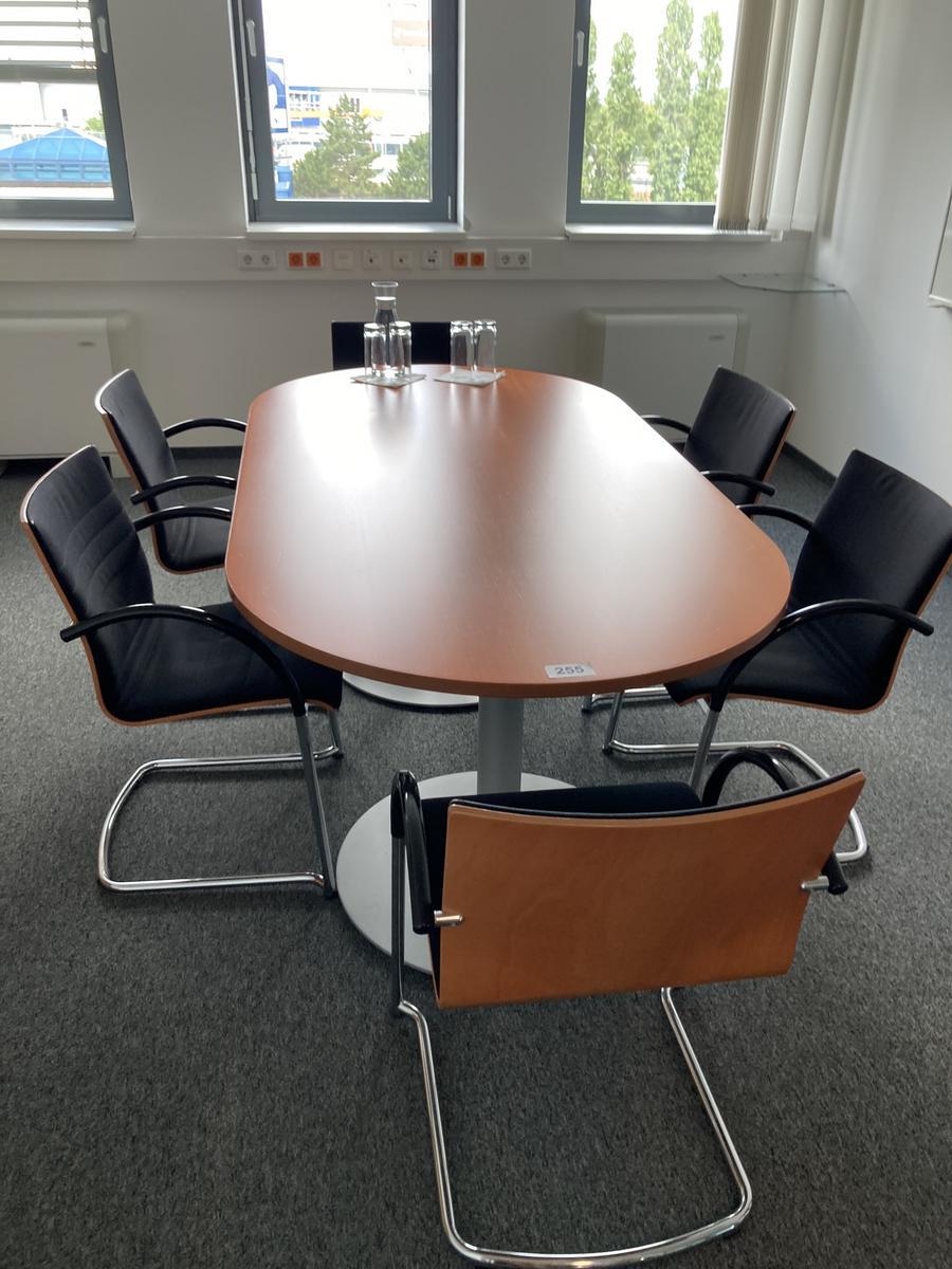 Besprechnungstisch, Ma&szlig;e ca. 200 x 100 cm mit 6 Freischwinger-St&uuml;hlen?d=2026-09-01 15:38:29