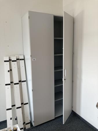 Aktenschrank, 6 Ordnerhöhen, Maße: ca. B 100 x 45 x 230 cm Aktenschrank, 6 Ordnerhöhen, Maße: ca. B 100 x 45 x 230 cm