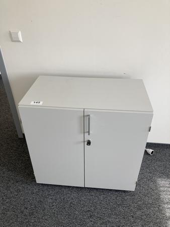 Aktenschrank, 2 Ordnerhöhen, Maße: ca. 80 x 45 x 80 cm Aktenschrank, 2 Ordnerhöhen, Maße: ca. 80 x 45 x 80 cm
