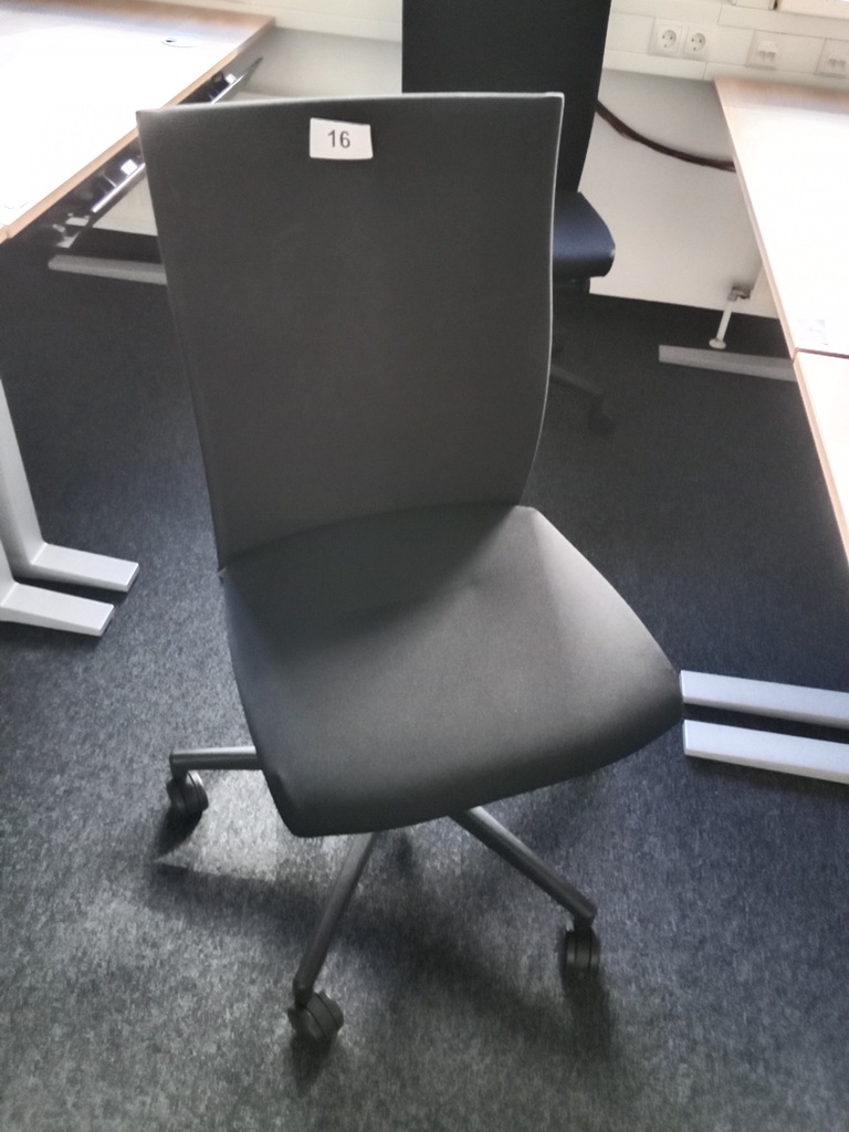 B&uuml;rodrehstuhl?d=2026-09-03 06:07:44