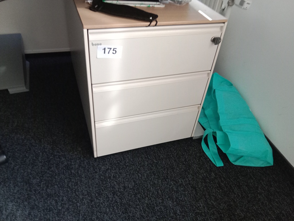 BENE Rollcontainer, Ma&szlig;e: ca T 80 cm x B 43 cm?d=2026-09-03 06:21:01