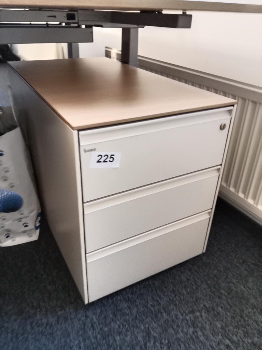 BENE Rollcontainer, Ma&szlig;e: ca T 80 cm x B 43 cm?d=2026-09-03 06:20:53