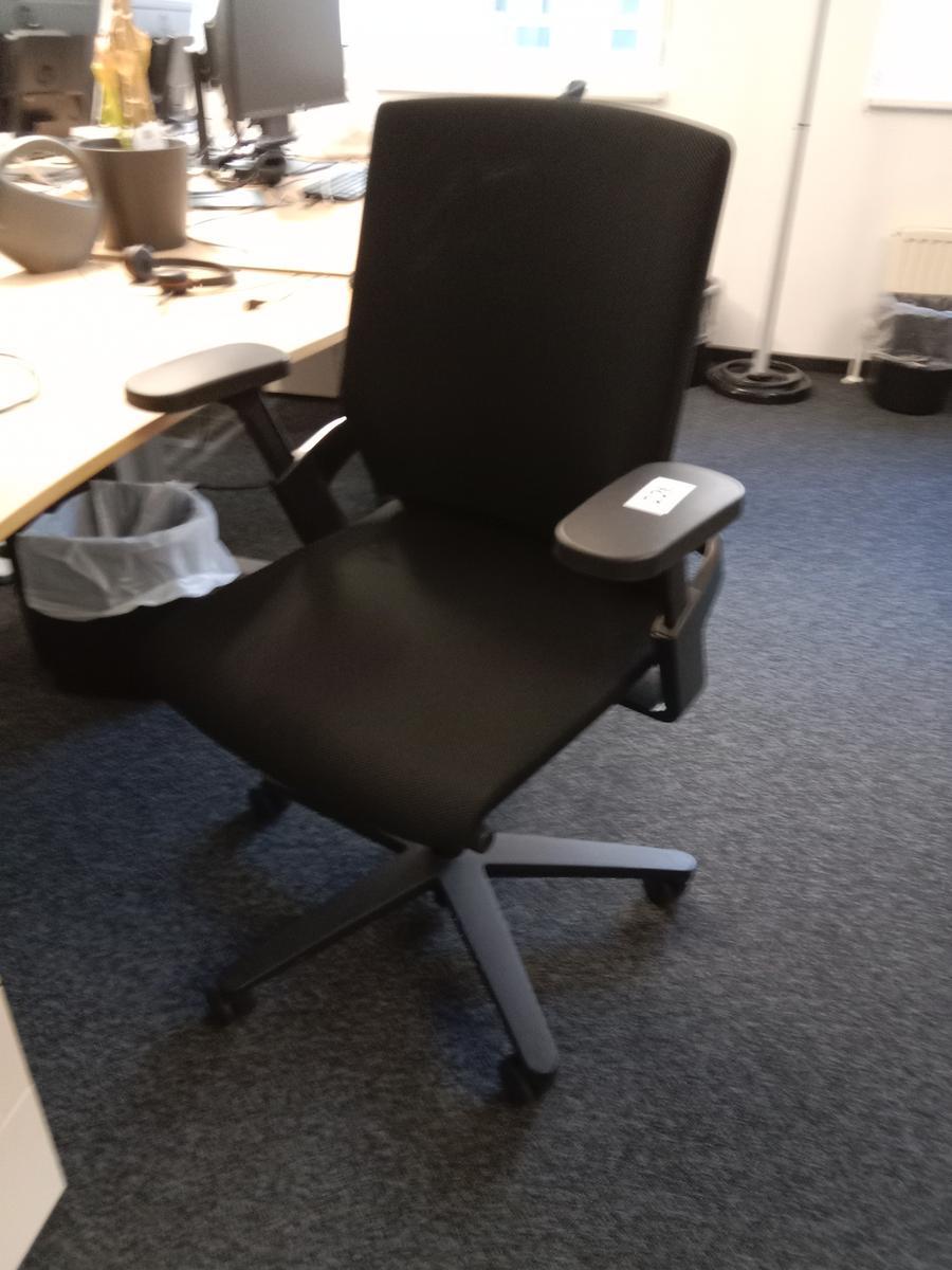 B&uuml;rodrehstuhl?d=2026-09-03 06:07:39