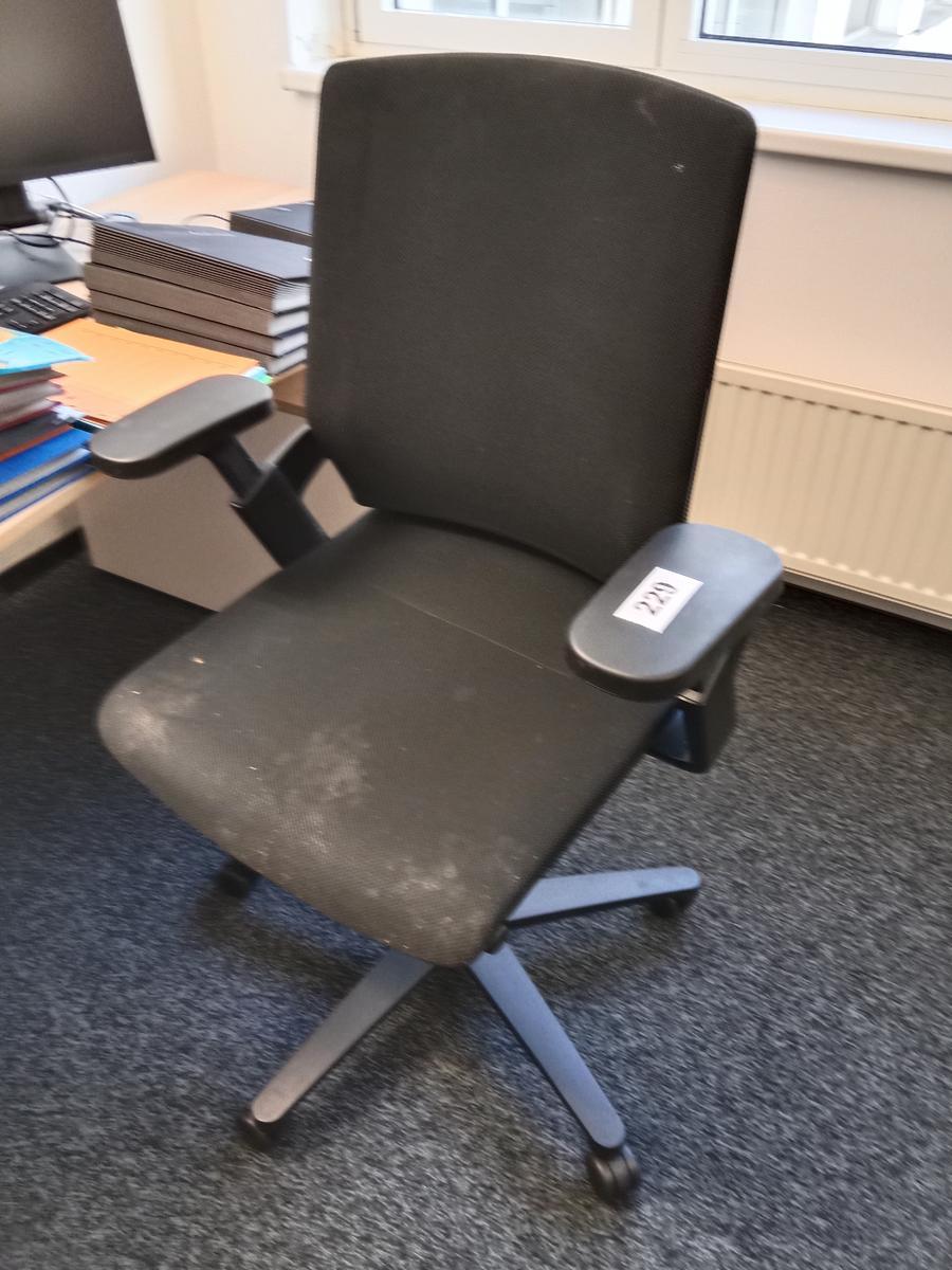 B&uuml;rodrehstuhl?d=2026-09-03 06:20:43