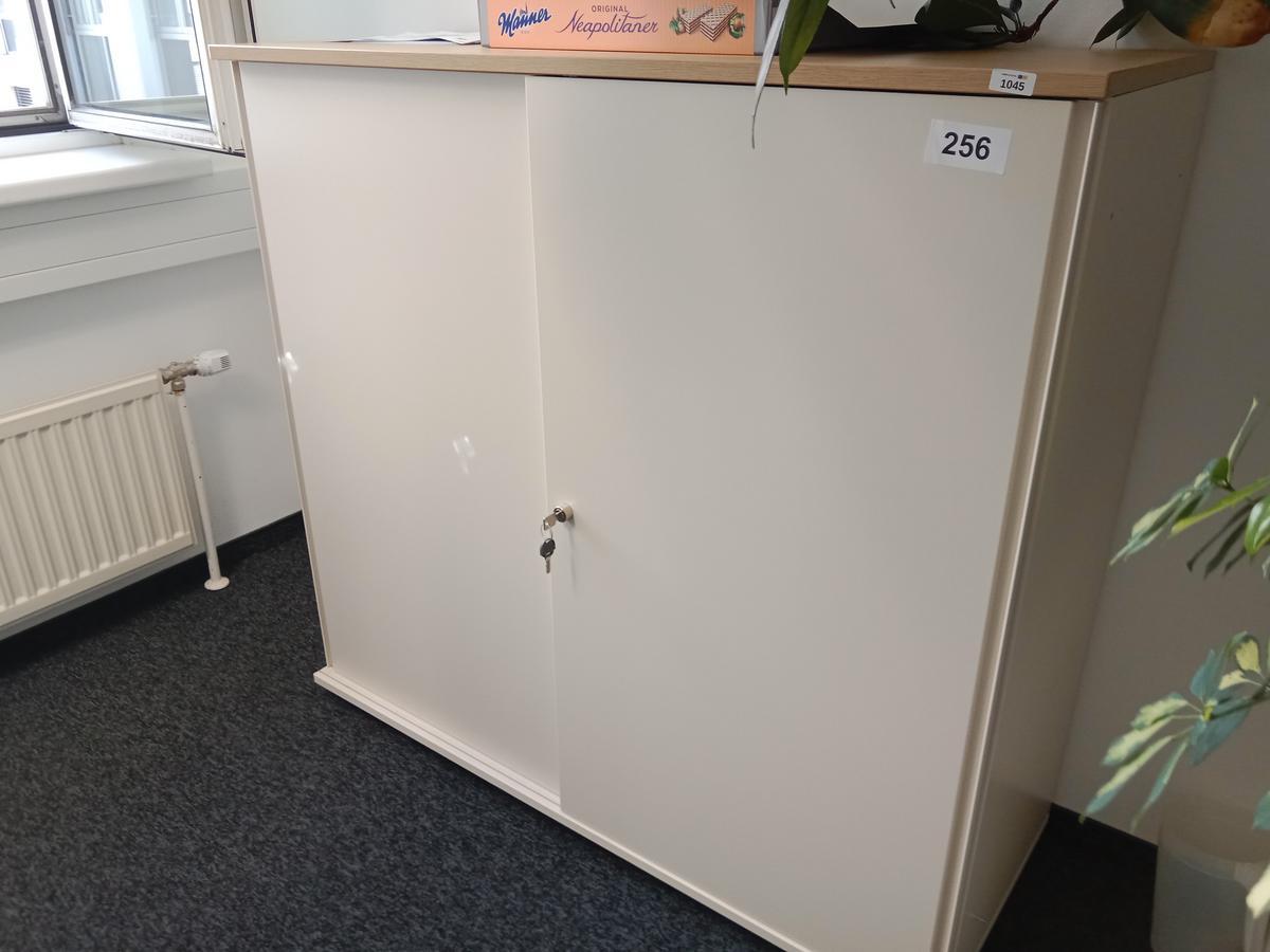BENE Aktenschrank, 3 Ordnerh&ouml;hen, Ma&szlig;e B 120 x T 44 x H 113 cm?d=2026-09-03 06:21:03