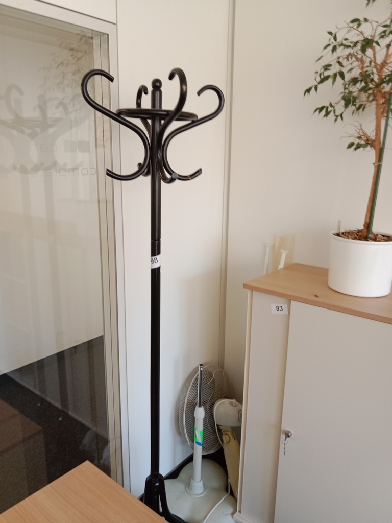 Kleiderst&auml;nder