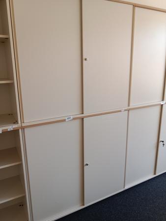BENE Aktenschrank, 6 Ordnerhöhen, 2teilig, bestehend aus Ober- und Unterschrank, Maße gesamt ca. B 120 x T 44 x H 226 cm BENE Aktenschrank, 6 Ordnerhöhen, 2teilig, bestehend aus Ober- und Unterschrank, Maße gesamt ca. B 120 x T 44 x H 226 cm