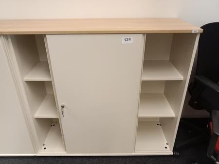 BENE Aktenschrank, 3 Ordnerhöhen, Maße B 120 x T 44 x H 113 cm BENE Aktenschrank, 3 Ordnerhöhen, Maße B 120 x T 44 x H 113 cm