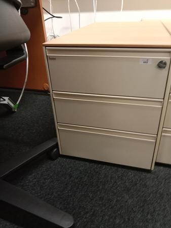 BENE Rollcontainer, Maße: ca T 80 cm x B 43 cm BENE Rollcontainer, Maße: ca T 80 cm x B 43 cm