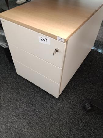 BENE Rollcontainer, Maße: ca T 80 cm x B 43 cm BENE Rollcontainer, Maße: ca T 80 cm x B 43 cm
