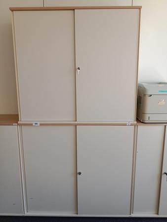 BENE Aktenschrank, 3 Ordnerhöhen, 2teilig, bestehend aus Ober- und Unterschrank, Maße gesamt ca. B 120 x T 44 x H 226 cm BENE Aktenschrank, 3 Ordnerhöhen, 2teilig, bestehend aus Ober- und Unterschrank, Maße gesamt ca. B 120 x T 44 x H 226 cm