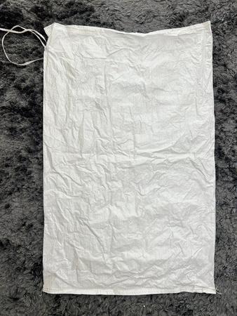 ca. 400 Stk.Tector PP-Woven Bag, fabriksneu, Maße 70 x 110 cm, Hersteller Helmut Feldmann, Traglast: max. 120 kg pro Sack, Farbe: weiß unbedruckt, Details: doppelt vernähter Boden, kalt geschnittenes oberes Ende, ohne Bindeband ca. 400 Stk.Tector PP-Woven Bag, fabriksneu, Maße 70 x 110 cm, Hersteller Helmut Feldmann, Traglast: max. 120 kg pro Sack, Farbe: weiß unbedruckt, Details: doppelt vernähter Boden, kalt geschnittenes oberes Ende, ohne Bindeband