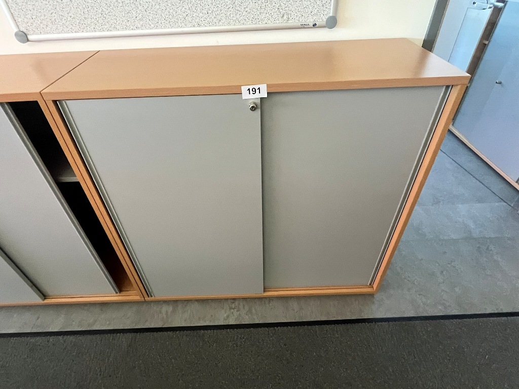 HALI Aktenschrank?d=2026-09-10 00:02:58