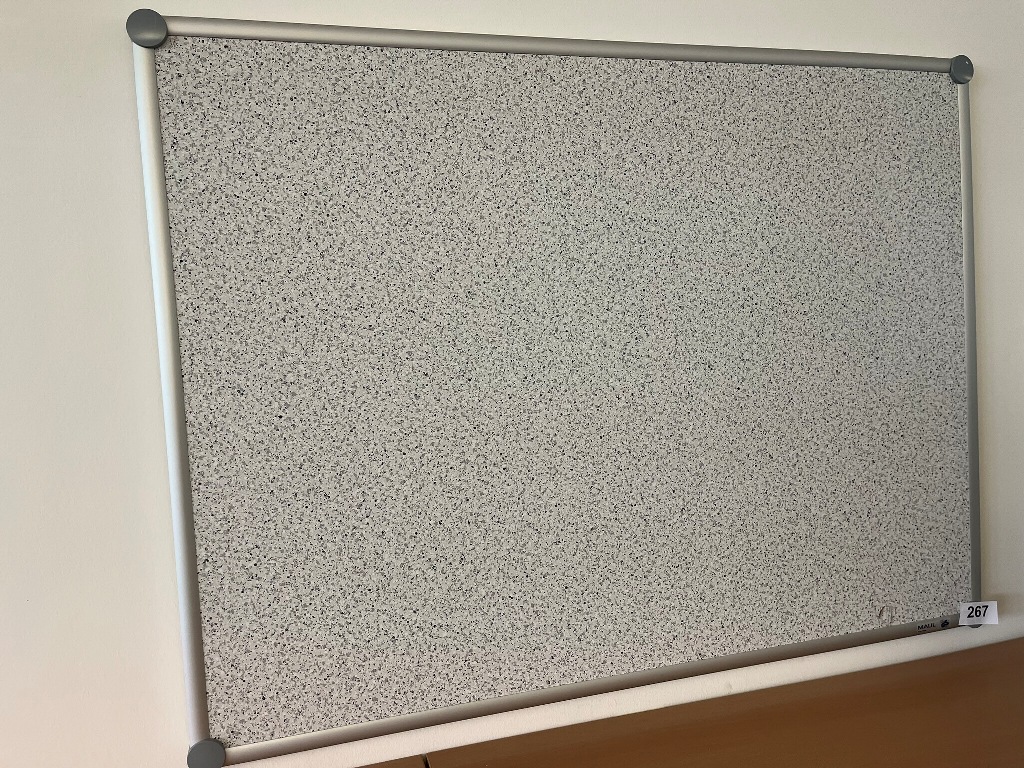 Pinnwand 120 x 90 cm?d=2026-09-09 23:30:56