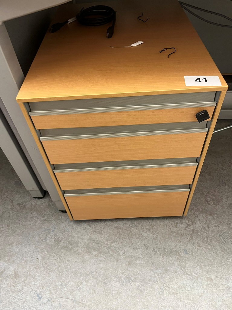 HALI Rollcontainer?d=2026-09-09 23:19:50