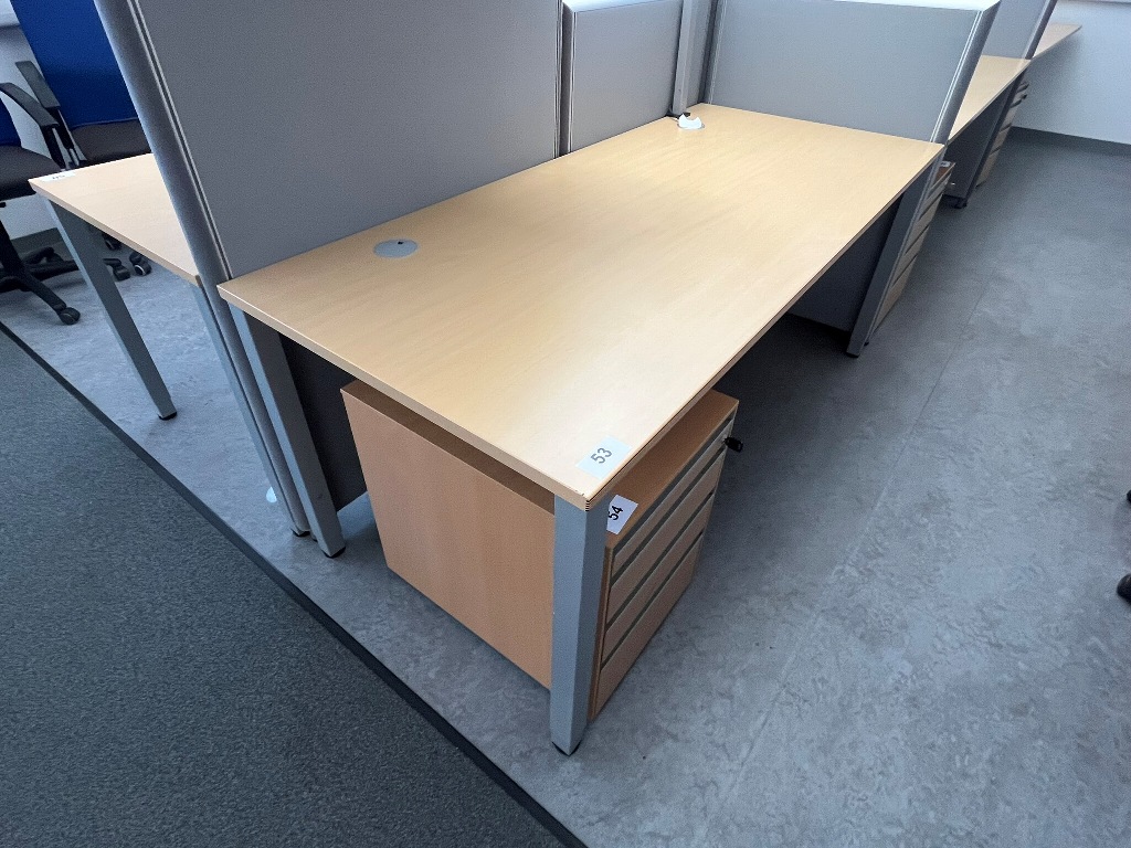 BENE Schreibtisch ca. 180 x 80 cm?d=2026-09-09 23:19:49
