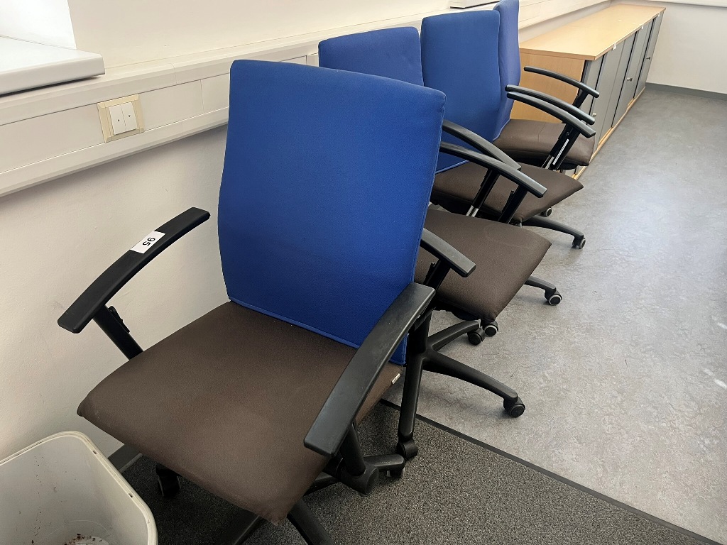 4 Stk. B&uuml;rodrehst&uuml;hle SATO mit starken Gebrauchsspuren?d=2026-09-09 23:22:26
