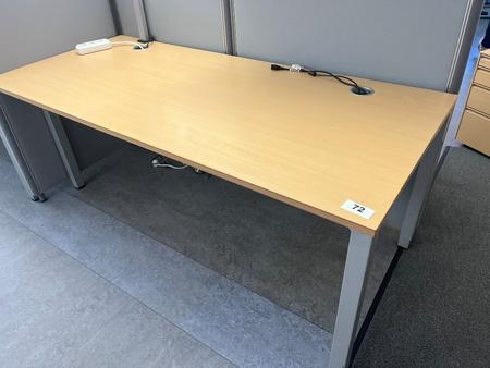BENE Schreibtisch ca. 180 x 80 cm BENE Schreibtisch ca. 180 x 80 cm