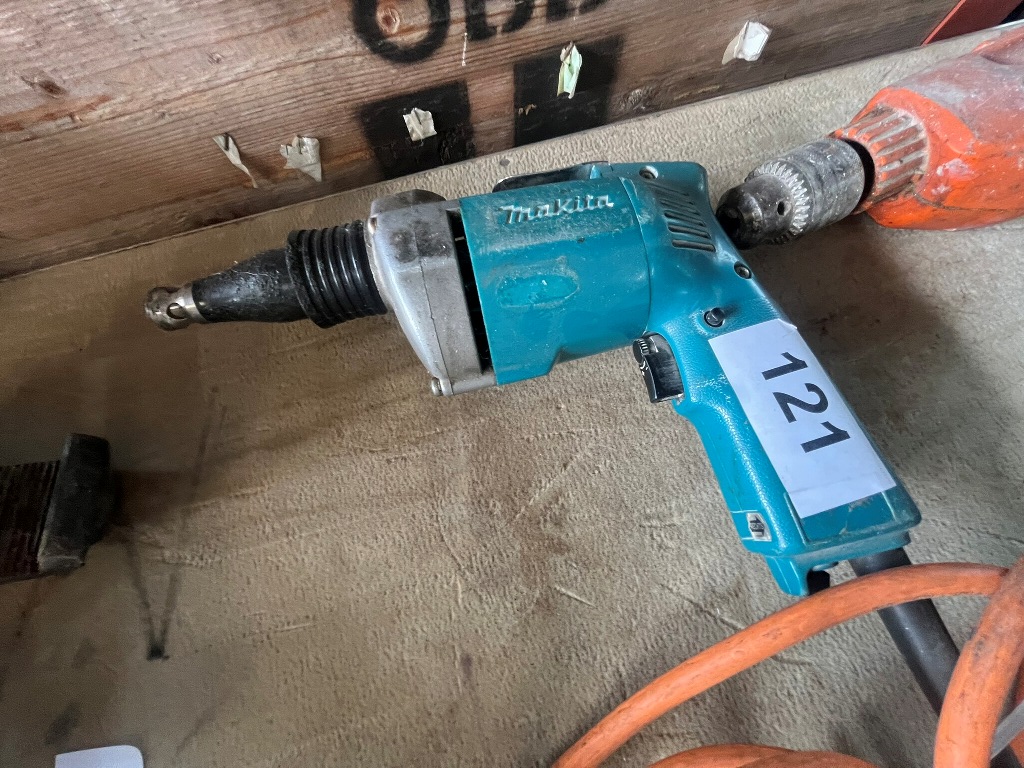 Makita Bohrschrauber Typ 6802 BV 6 mm?d=2026-09-22 21:41:40