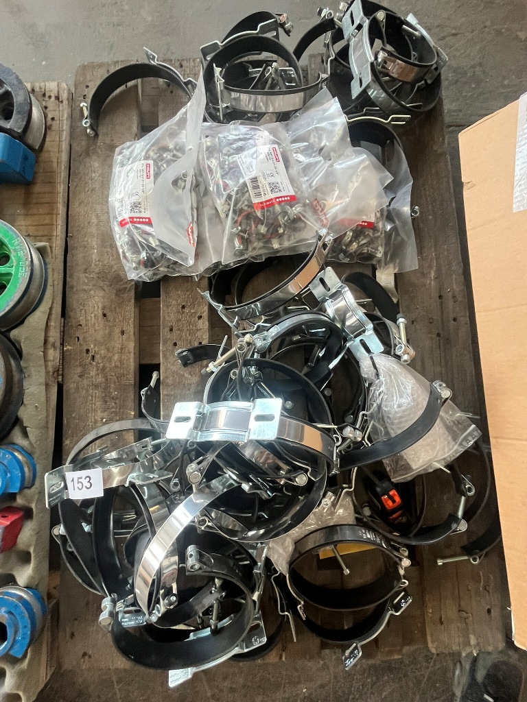 1 Palette mit Hilti Rohrschellen?d=2026-09-22 20:32:07