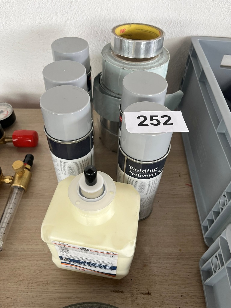 5 Dosen Schwei&szlig;spray mit Zubeh&ouml;r?d=2026-09-22 20:29:53
