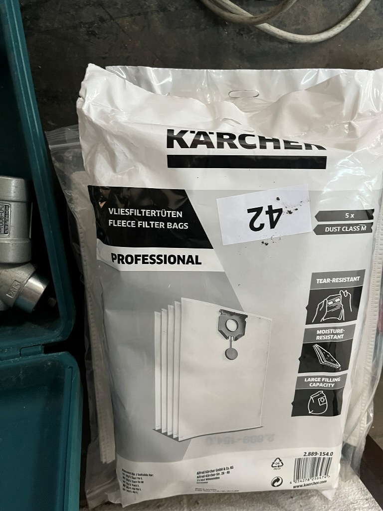 K&auml;rcher und Hilti Filters&auml;cke?d=2026-09-22 20:27:53
