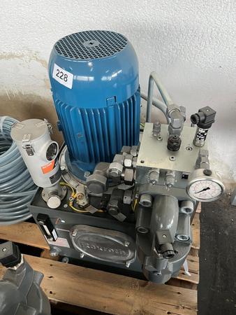 Hydraulikaggregat mit Funke W�rmetauscher
