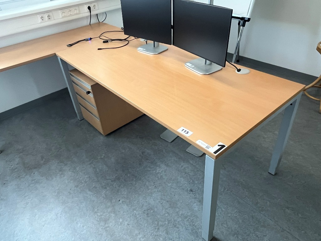L-f&ouml;rmiger Schreibtisch, Ma&szlig;e: 180 x 80 cm und 160 x 60 cm?d=2026-09-23 23:54:26