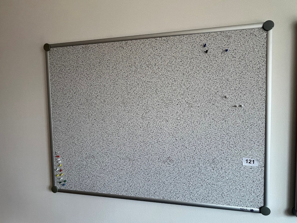 Pinnwand 120 x 90 cm?d=2026-09-23 23:06:47