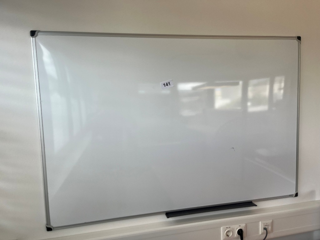 Whiteboard 150 x 100 cm?d=2026-09-23 23:07:08