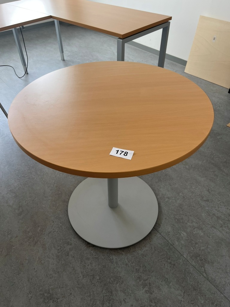 Besuchertich DM 80 cm?d=2026-09-23 23:07:10